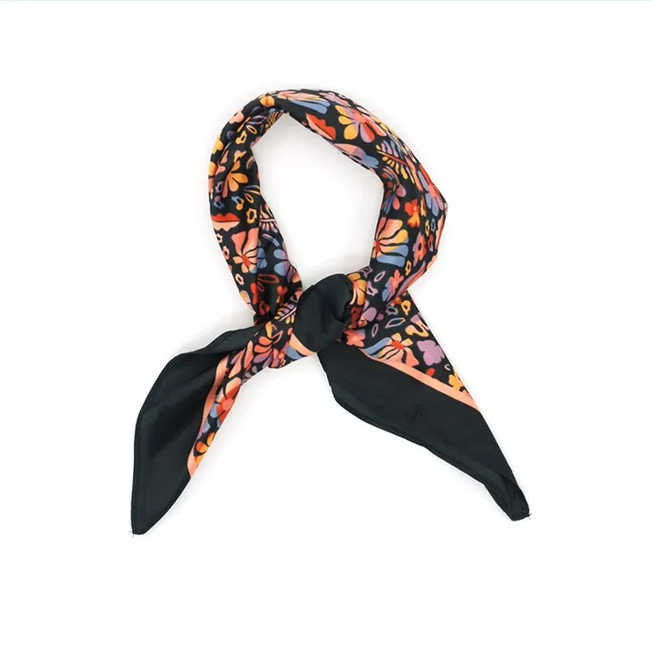 Bandana de estampado floral S050