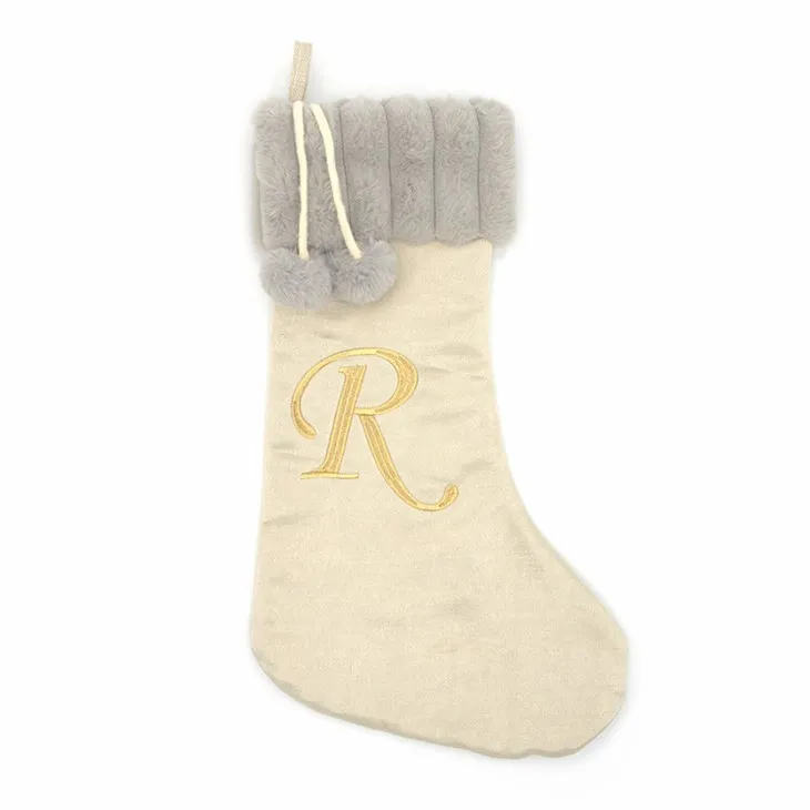 Medias navideñas con letras de felpa
