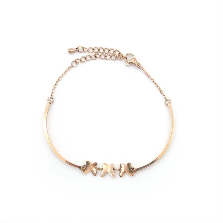 Pulsera con flores rosas