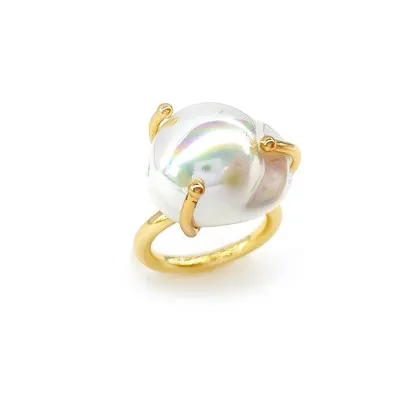 Anillo de perla con corazón de oro