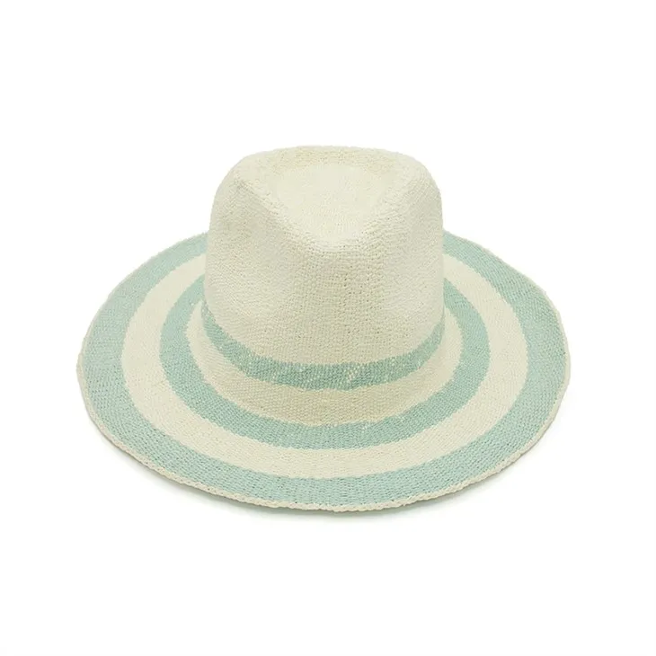 Sombrero de paja de verano
